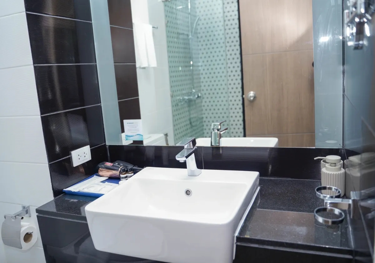 Phuket Sirinath Property