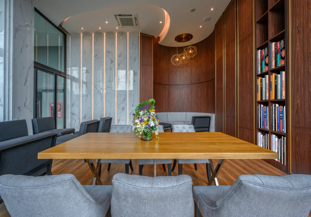 Panora (Mida Grande) Surin